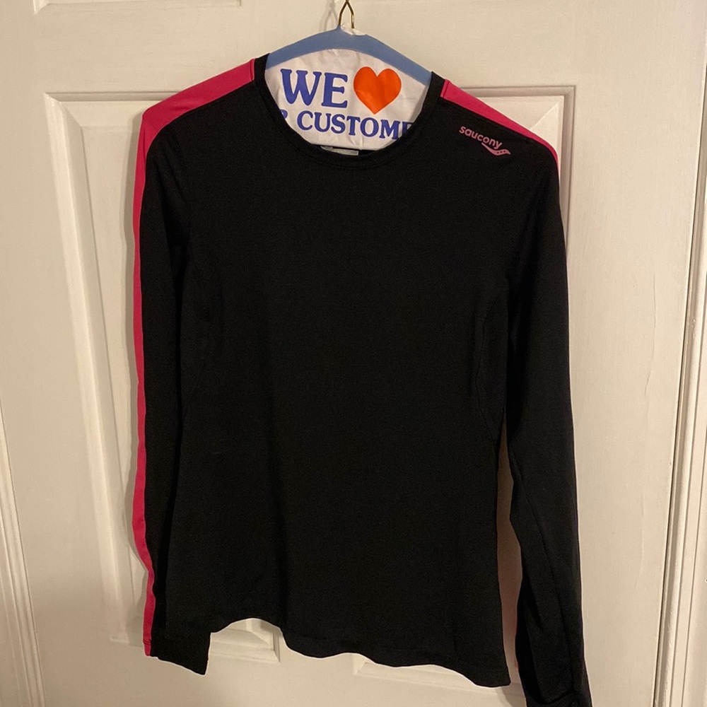 Saucony running shirt